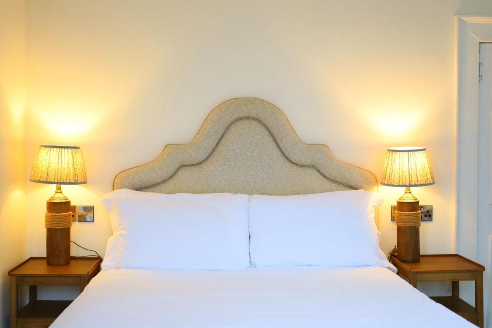The Eagle House Hotel Launceston Extérieur photo