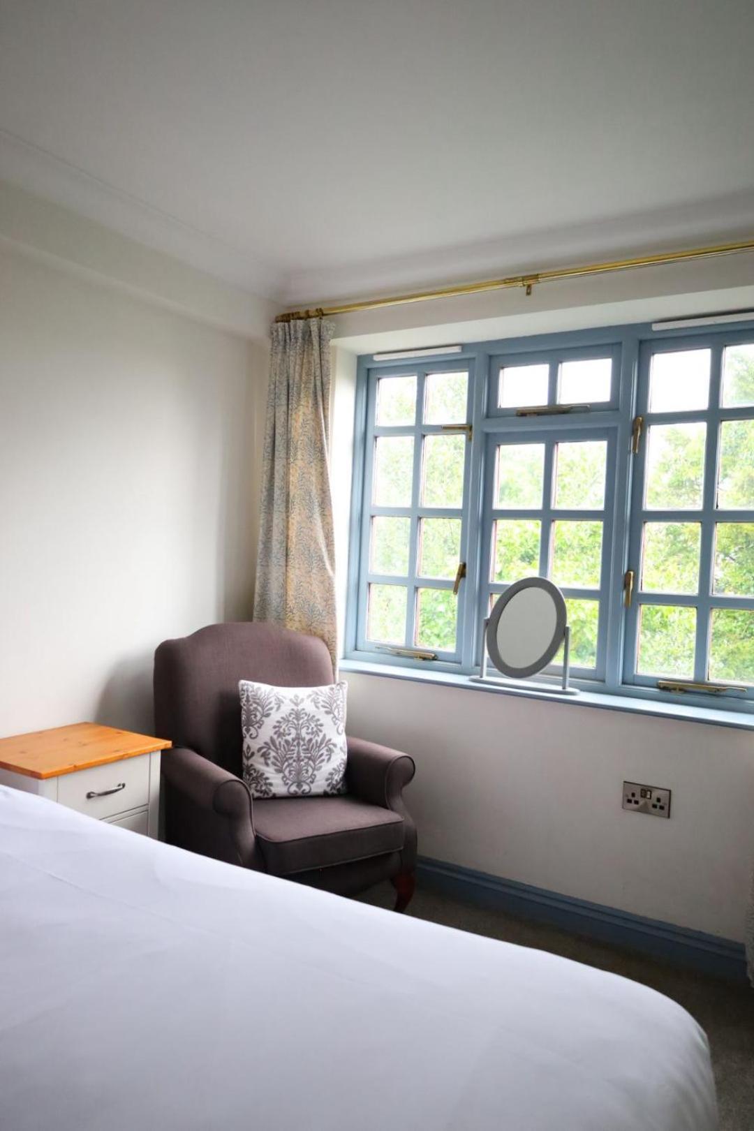 The Eagle House Hotel Launceston Extérieur photo