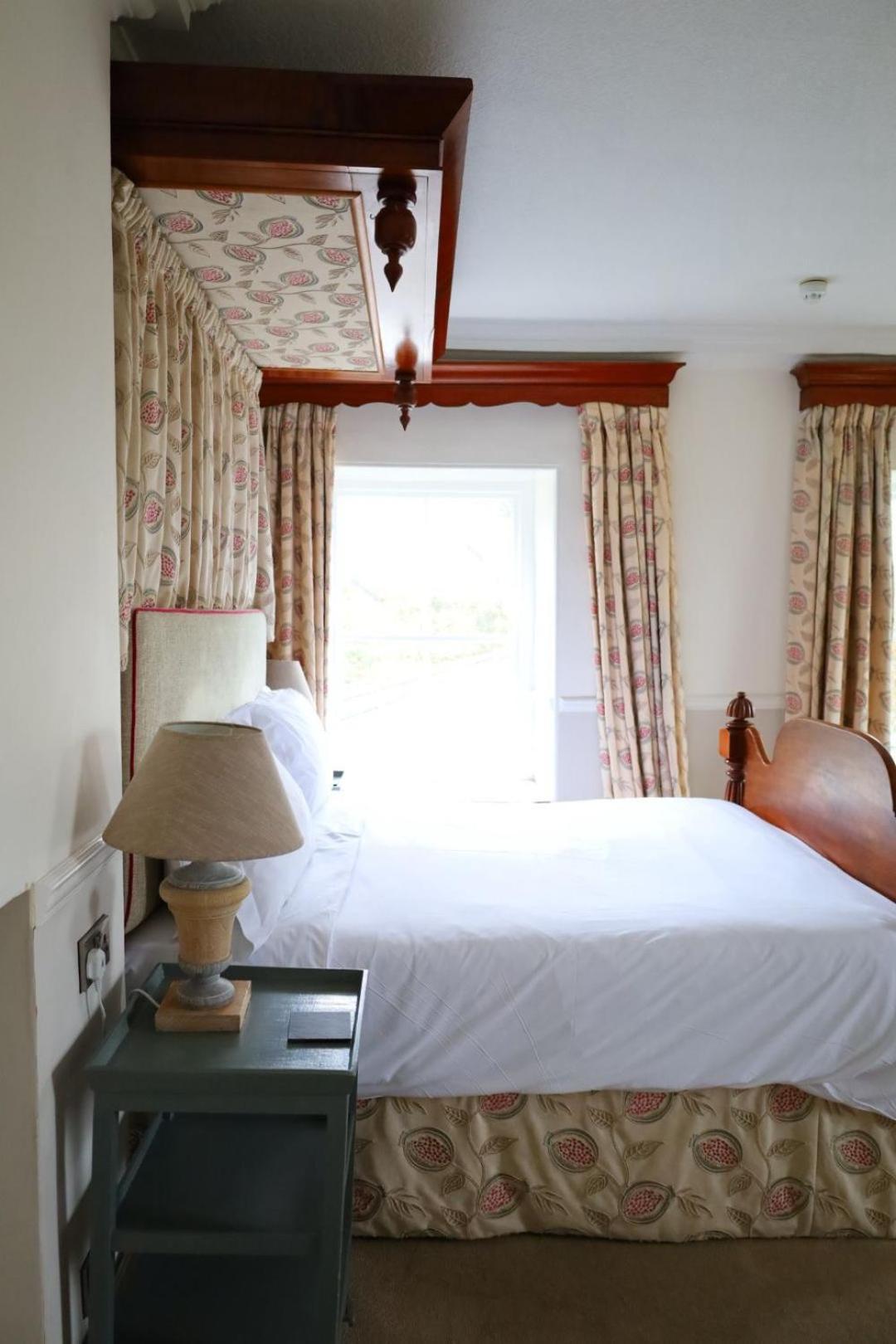 The Eagle House Hotel Launceston Extérieur photo